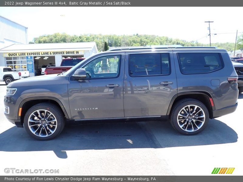 Baltic Gray Metallic / Sea Salt/Black 2022 Jeep Wagoneer Series III 4x4