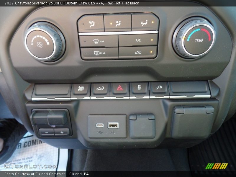 Controls of 2022 Silverado 2500HD Custom Crew Cab 4x4