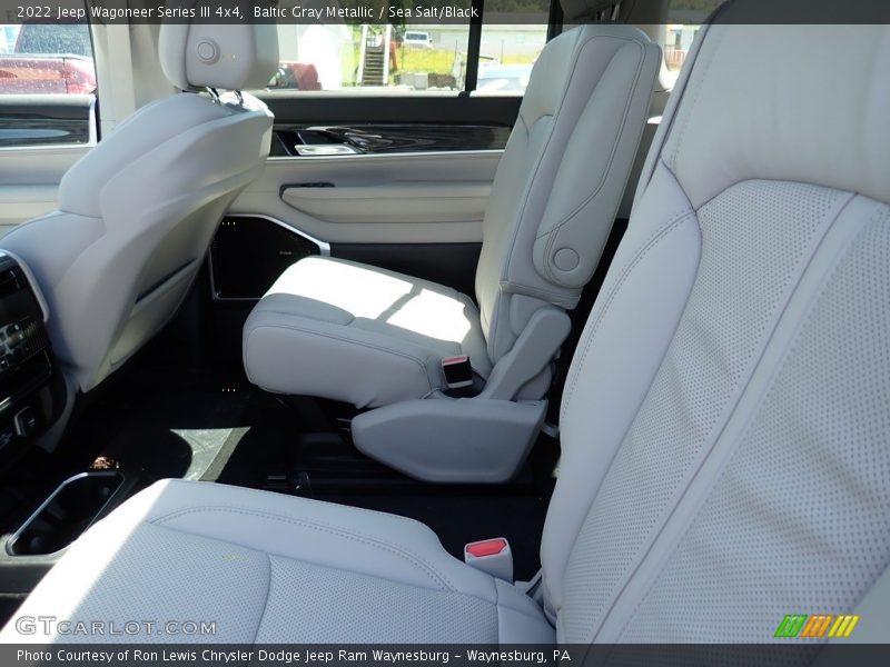 Baltic Gray Metallic / Sea Salt/Black 2022 Jeep Wagoneer Series III 4x4