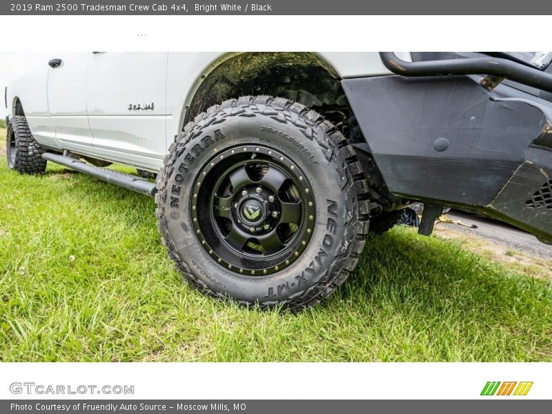 Bright White / Black 2019 Ram 2500 Tradesman Crew Cab 4x4