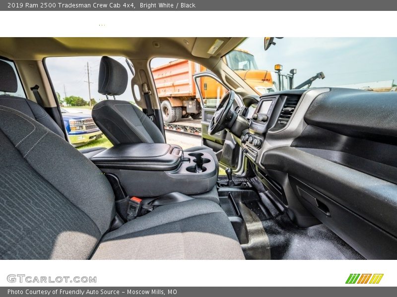Bright White / Black 2019 Ram 2500 Tradesman Crew Cab 4x4