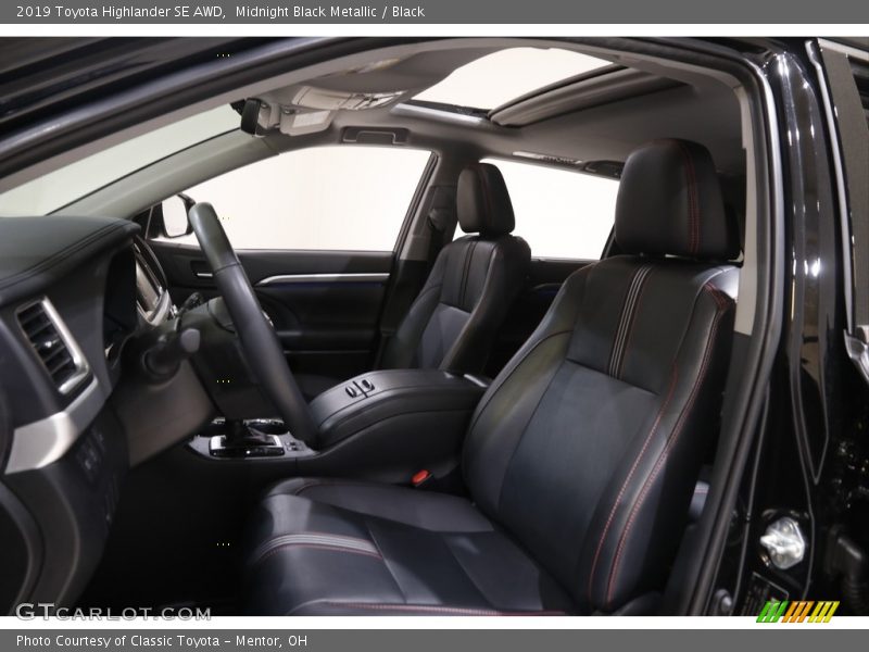Midnight Black Metallic / Black 2019 Toyota Highlander SE AWD