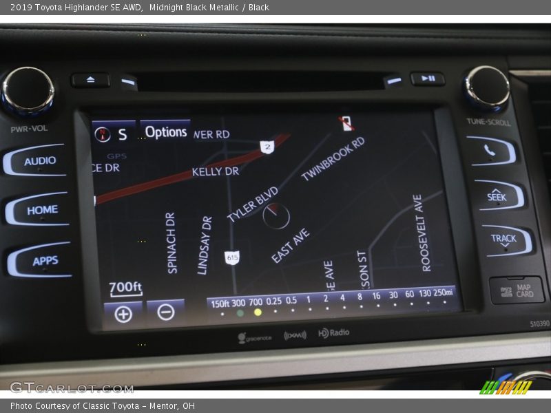 Midnight Black Metallic / Black 2019 Toyota Highlander SE AWD