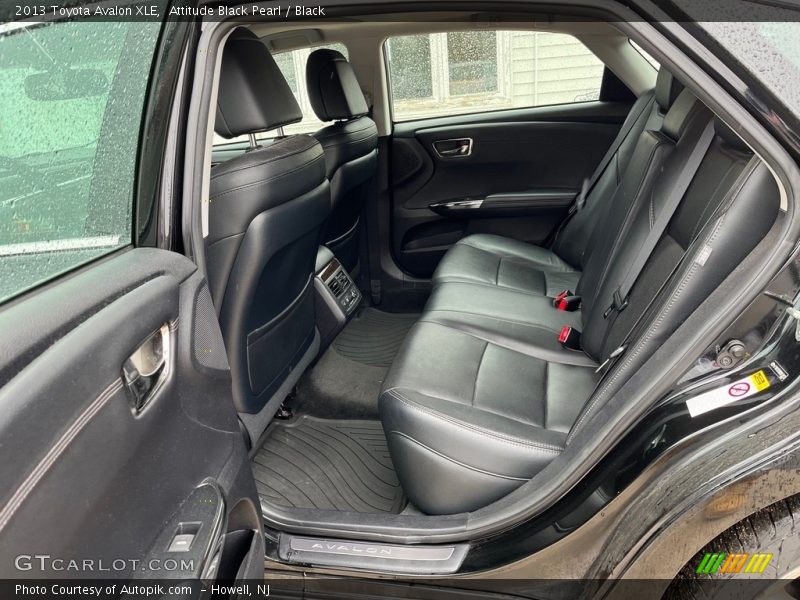 Attitude Black Pearl / Black 2013 Toyota Avalon XLE