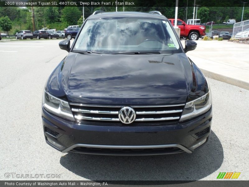 Deep Black Pearl / Titan Black 2018 Volkswagen Tiguan SEL 4MOTION