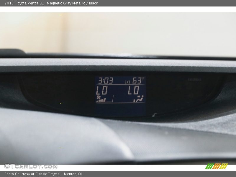 Magnetic Gray Metallic / Black 2015 Toyota Venza LE