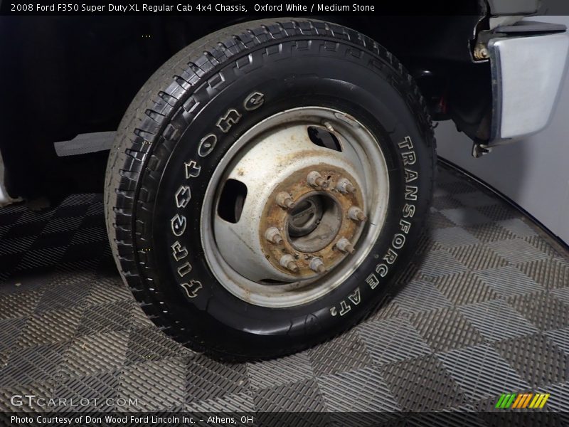 Oxford White / Medium Stone 2008 Ford F350 Super Duty XL Regular Cab 4x4 Chassis