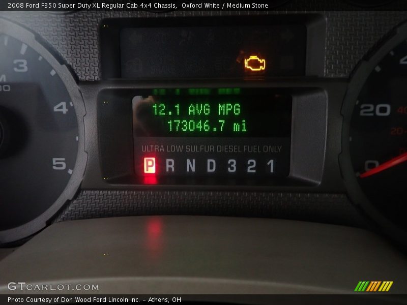 Oxford White / Medium Stone 2008 Ford F350 Super Duty XL Regular Cab 4x4 Chassis