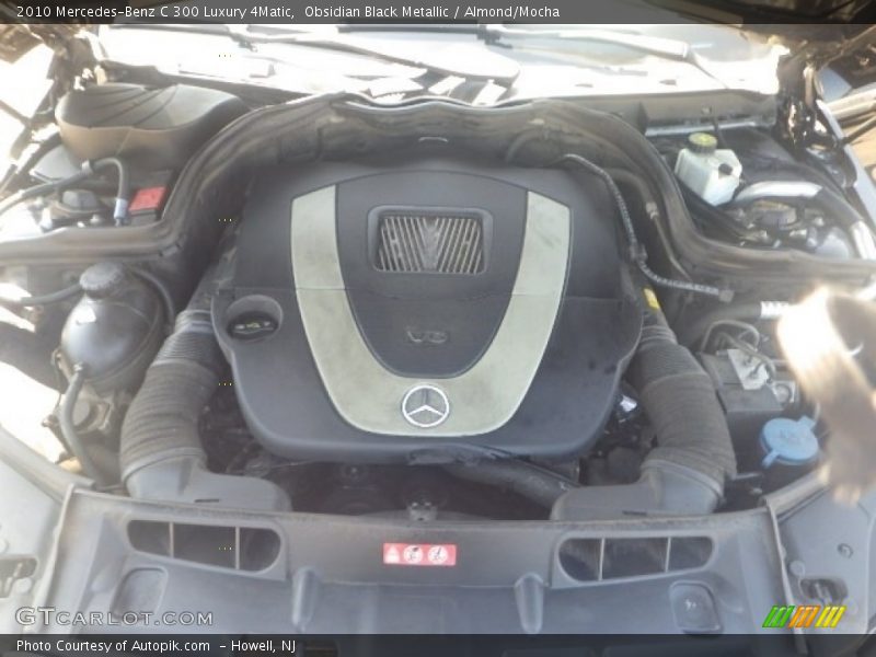 Obsidian Black Metallic / Almond/Mocha 2010 Mercedes-Benz C 300 Luxury 4Matic