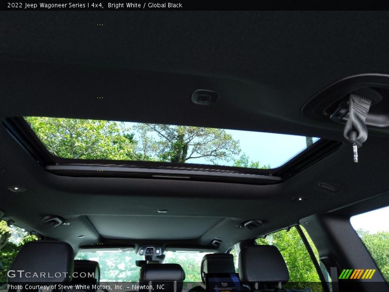 Bright White / Global Black 2022 Jeep Wagoneer Series I 4x4