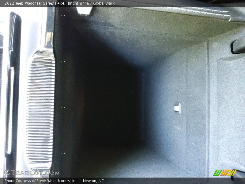 Bright White / Global Black 2022 Jeep Wagoneer Series I 4x4