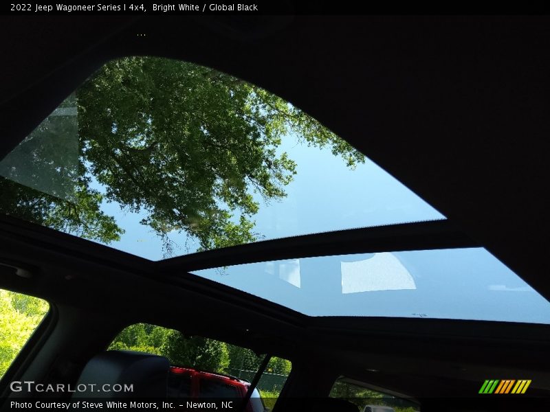 Bright White / Global Black 2022 Jeep Wagoneer Series I 4x4