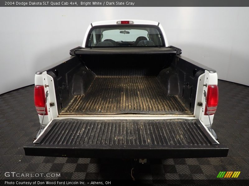Bright White / Dark Slate Gray 2004 Dodge Dakota SLT Quad Cab 4x4