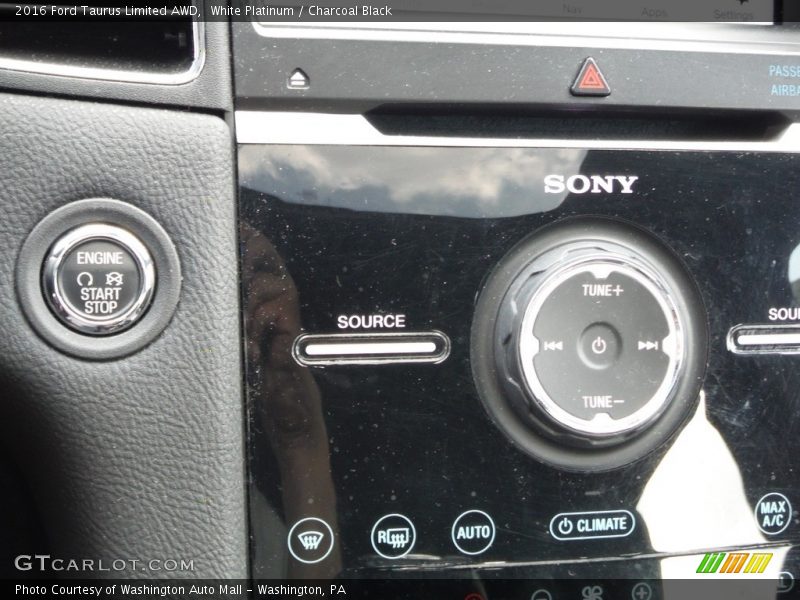 White Platinum / Charcoal Black 2016 Ford Taurus Limited AWD