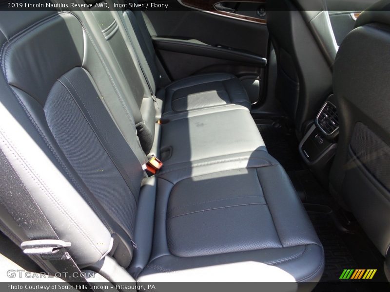 Ingot Silver / Ebony 2019 Lincoln Nautilus Reserve AWD