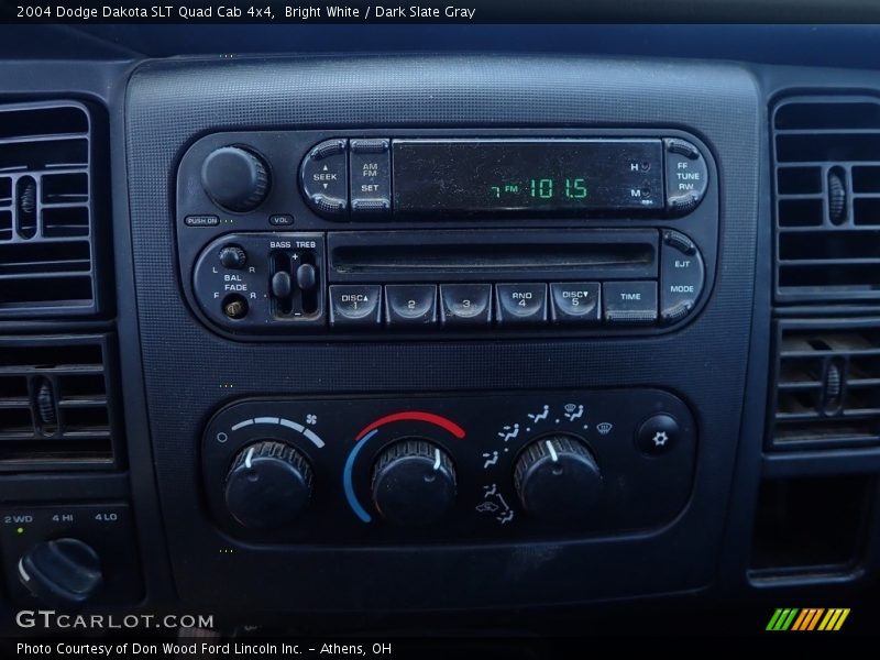 Bright White / Dark Slate Gray 2004 Dodge Dakota SLT Quad Cab 4x4