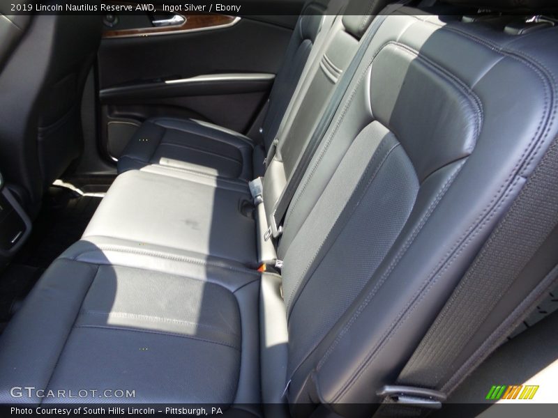 Ingot Silver / Ebony 2019 Lincoln Nautilus Reserve AWD