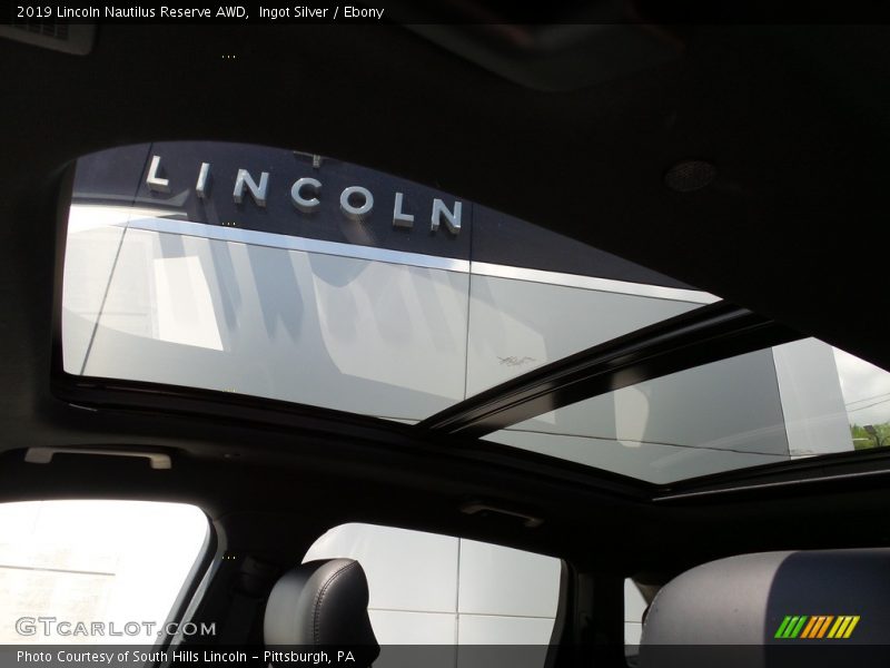 Ingot Silver / Ebony 2019 Lincoln Nautilus Reserve AWD