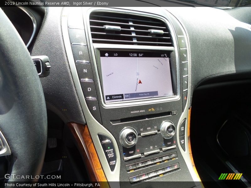 Ingot Silver / Ebony 2019 Lincoln Nautilus Reserve AWD