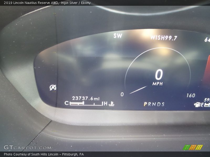 Ingot Silver / Ebony 2019 Lincoln Nautilus Reserve AWD