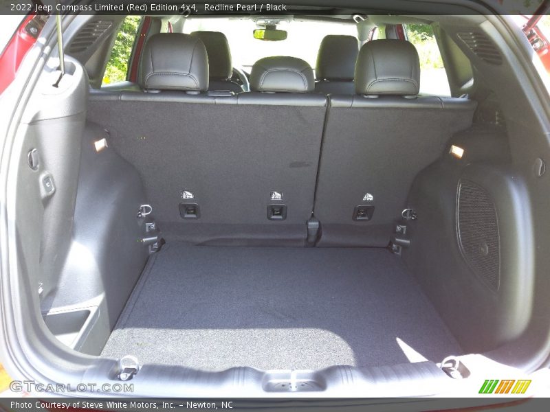  2022 Compass Limited (Red) Edition 4x4 Trunk