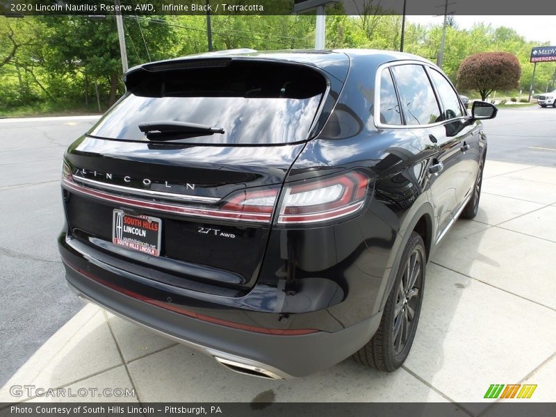 Infinite Black / Terracotta 2020 Lincoln Nautilus Reserve AWD