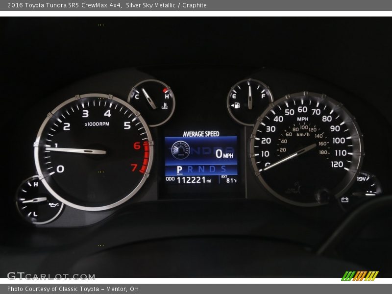 Silver Sky Metallic / Graphite 2016 Toyota Tundra SR5 CrewMax 4x4