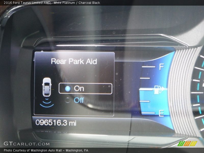 White Platinum / Charcoal Black 2016 Ford Taurus Limited AWD