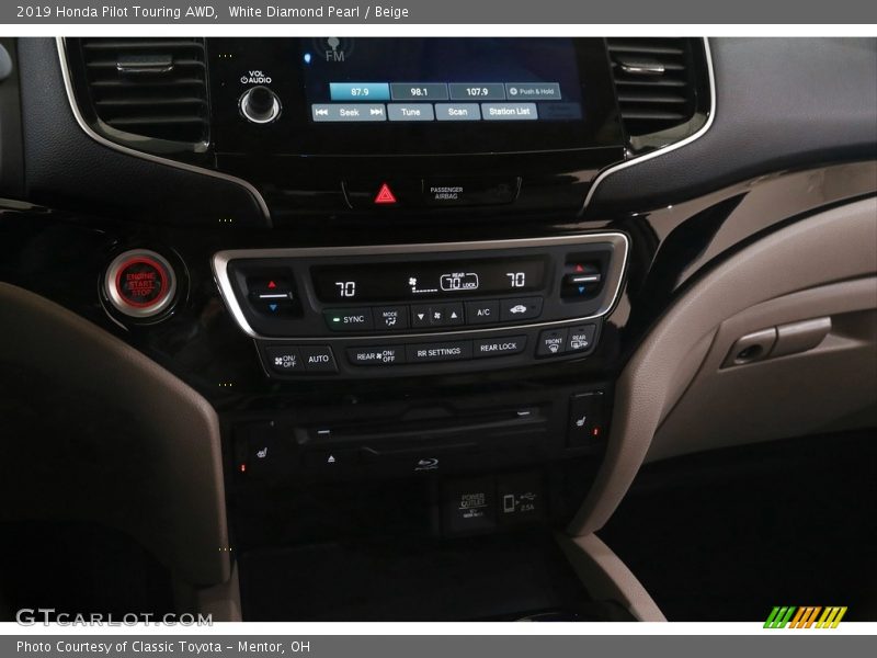 White Diamond Pearl / Beige 2019 Honda Pilot Touring AWD