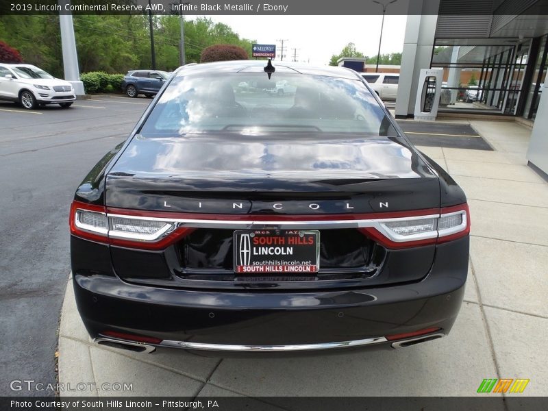 Infinite Black Metallic / Ebony 2019 Lincoln Continental Reserve AWD