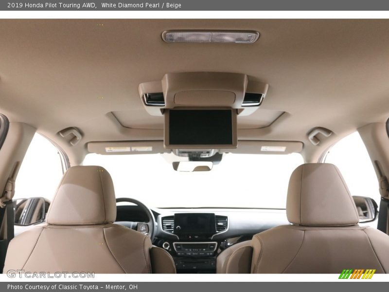 White Diamond Pearl / Beige 2019 Honda Pilot Touring AWD
