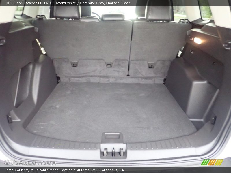 Oxford White / Chromite Gray/Charcoal Black 2019 Ford Escape SEL 4WD