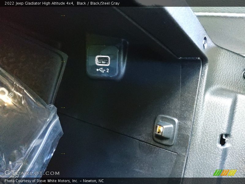 Black / Black/Steel Gray 2022 Jeep Gladiator High Altitude 4x4