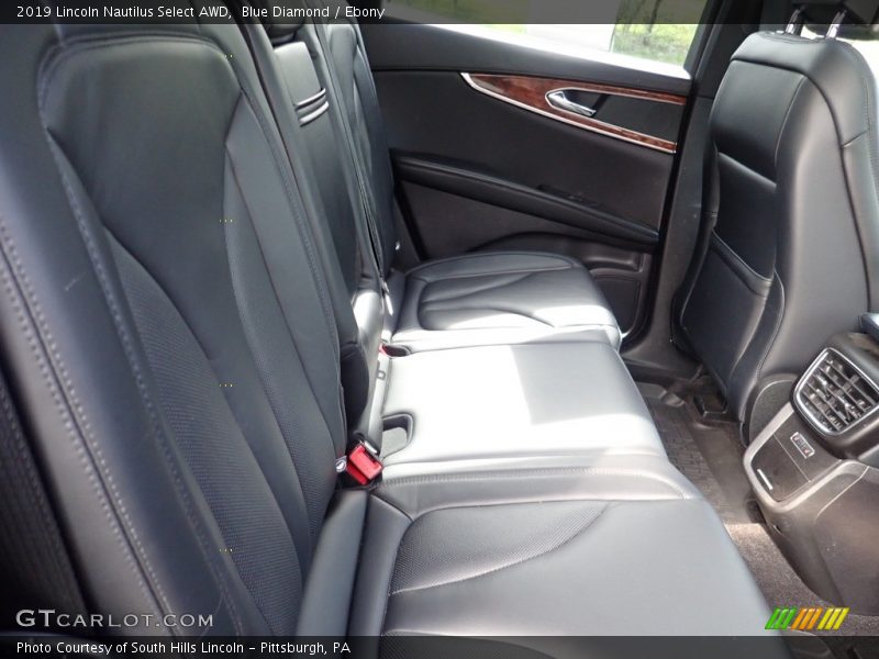 Blue Diamond / Ebony 2019 Lincoln Nautilus Select AWD