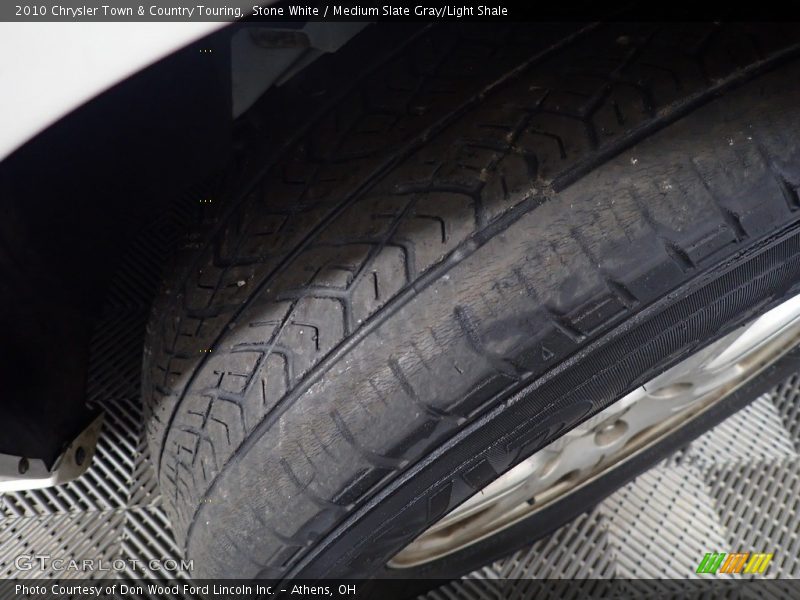 Stone White / Medium Slate Gray/Light Shale 2010 Chrysler Town & Country Touring