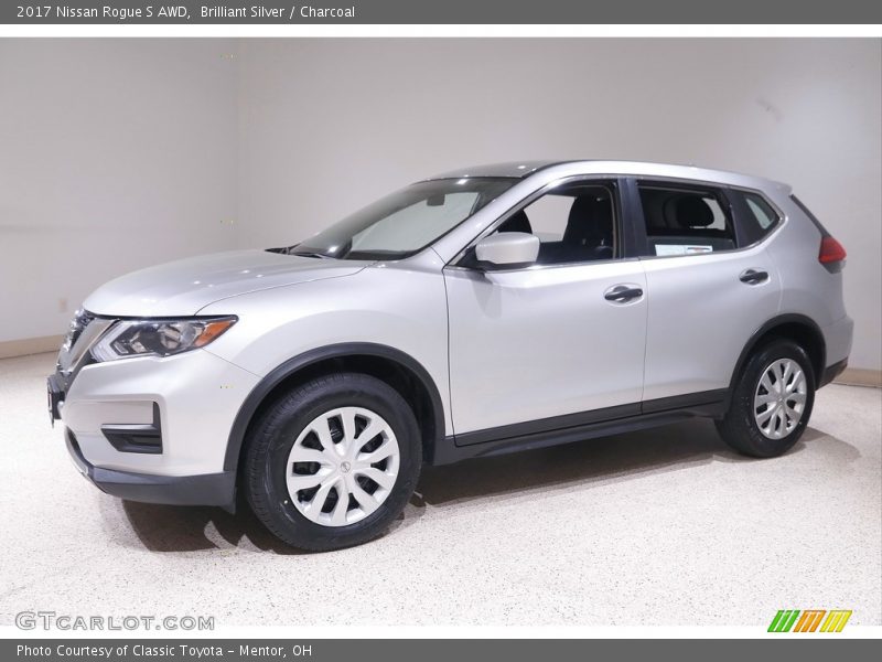Brilliant Silver / Charcoal 2017 Nissan Rogue S AWD