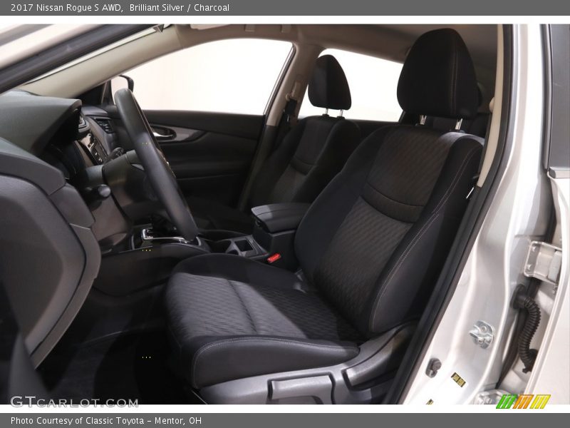 Brilliant Silver / Charcoal 2017 Nissan Rogue S AWD