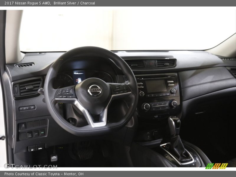 Brilliant Silver / Charcoal 2017 Nissan Rogue S AWD