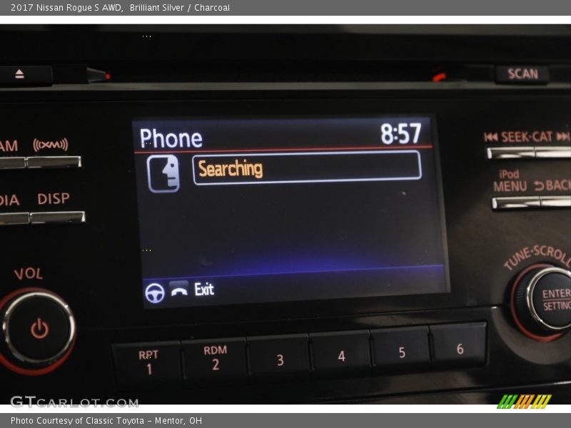 Brilliant Silver / Charcoal 2017 Nissan Rogue S AWD