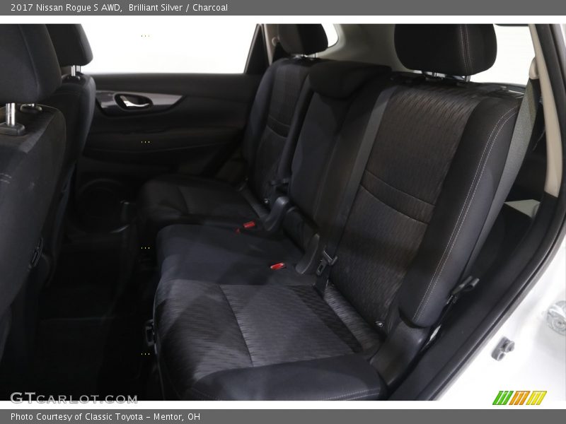 Brilliant Silver / Charcoal 2017 Nissan Rogue S AWD