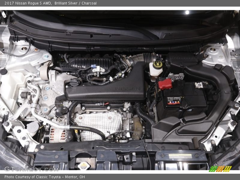 Brilliant Silver / Charcoal 2017 Nissan Rogue S AWD