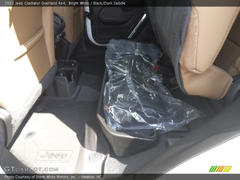 Bright White / Black/Dark Saddle 2022 Jeep Gladiator Overland 4x4