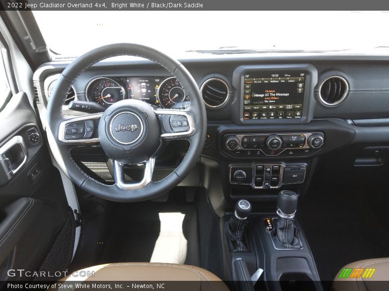 Bright White / Black/Dark Saddle 2022 Jeep Gladiator Overland 4x4