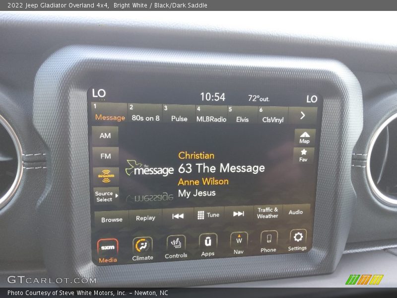 Bright White / Black/Dark Saddle 2022 Jeep Gladiator Overland 4x4