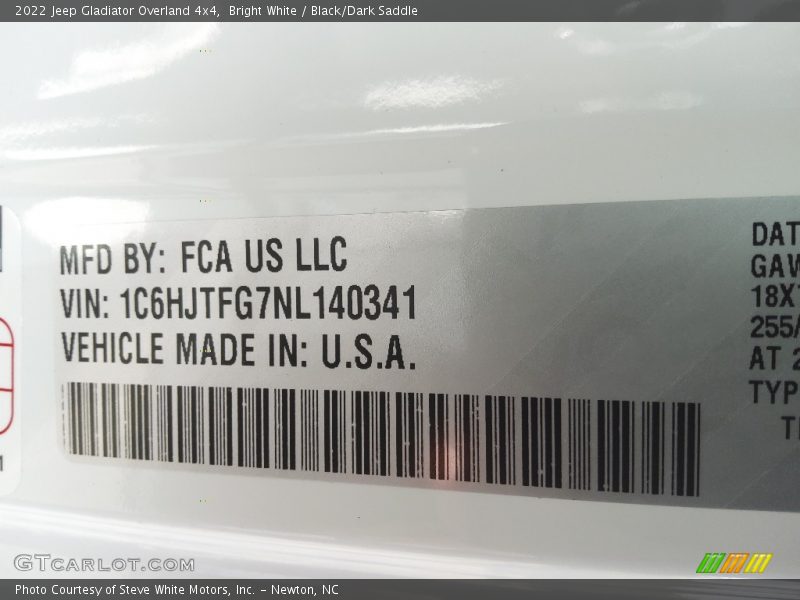 Bright White / Black/Dark Saddle 2022 Jeep Gladiator Overland 4x4