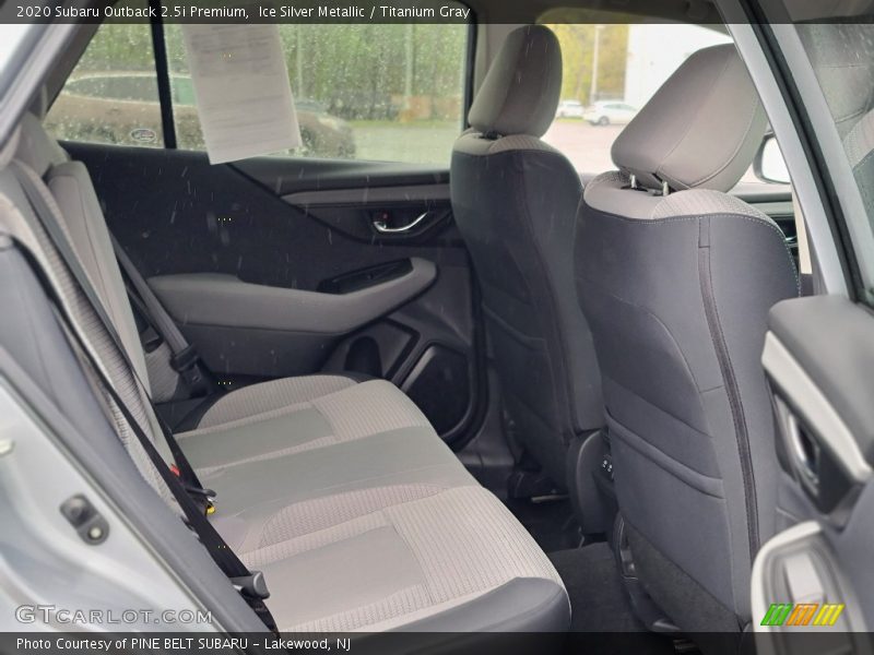 Ice Silver Metallic / Titanium Gray 2020 Subaru Outback 2.5i Premium