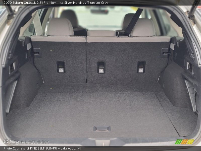 Ice Silver Metallic / Titanium Gray 2020 Subaru Outback 2.5i Premium