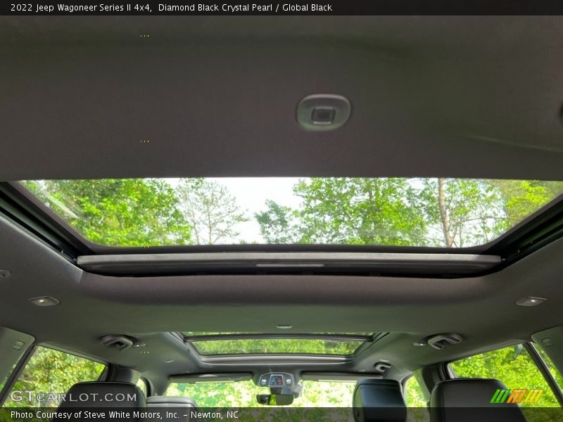 Sunroof of 2022 Wagoneer Series II 4x4