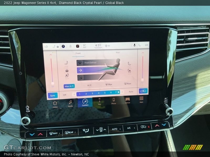 Diamond Black Crystal Pearl / Global Black 2022 Jeep Wagoneer Series II 4x4