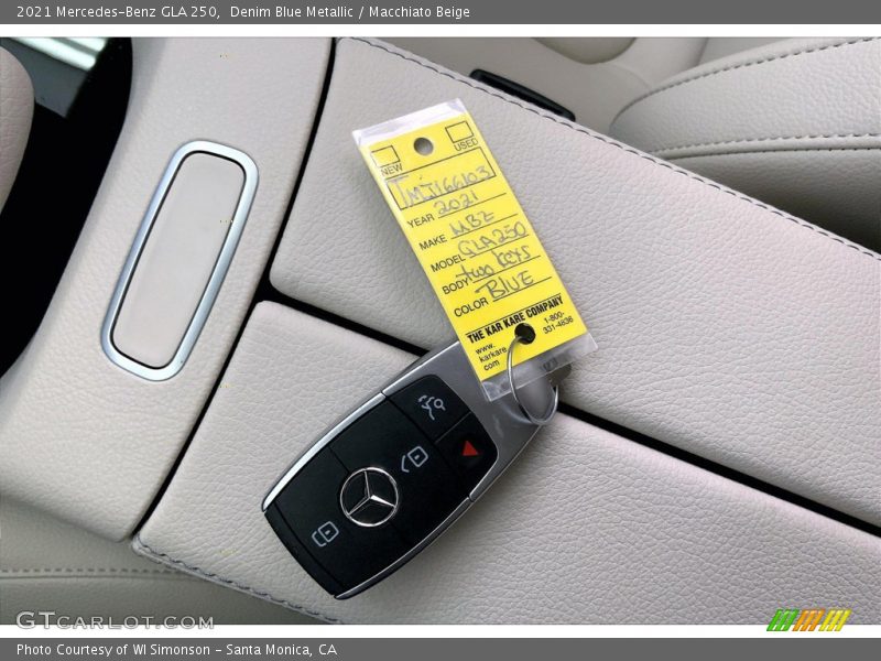 Denim Blue Metallic / Macchiato Beige 2021 Mercedes-Benz GLA 250